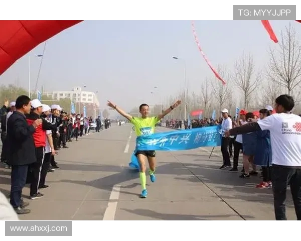 武汉滑板队的成长历程与马拉松大满贯的激情碰撞 武汉滑板队的成长历程与马拉松大满贯的激情碰撞