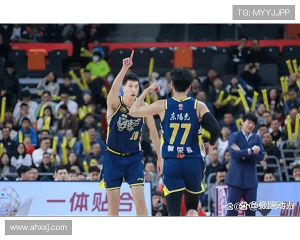 2018年CBA季后赛广东队与山东队激战回顾与精彩瞬间分析