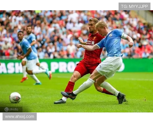 里昂与史特拉斯堡的历史交锋回顾与战绩分析