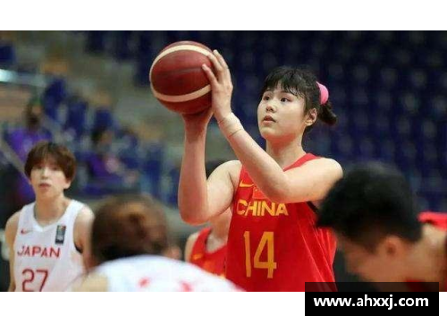 BG电子身高211厘米的篮球女明星突破极限 引领女篮新风潮成就传奇